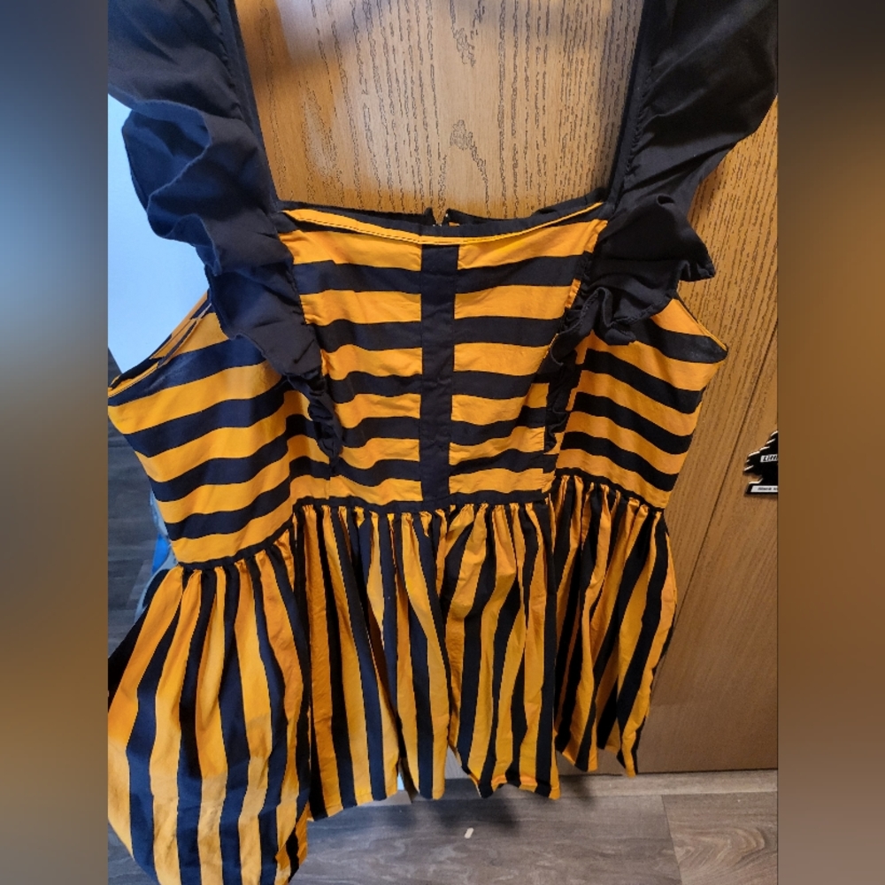 Unique vintage x magnolia park 5x orange and black dress